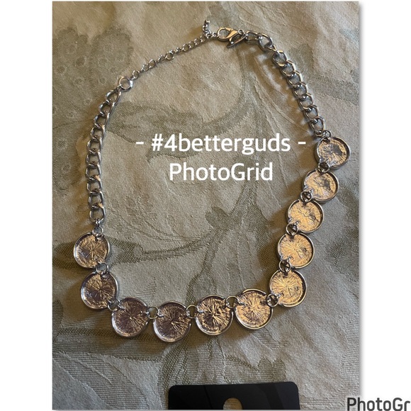 Bundle Set New York & Company Silver Sparkly Shimmery Necklace & Earring O/S - Picture 11 of 12